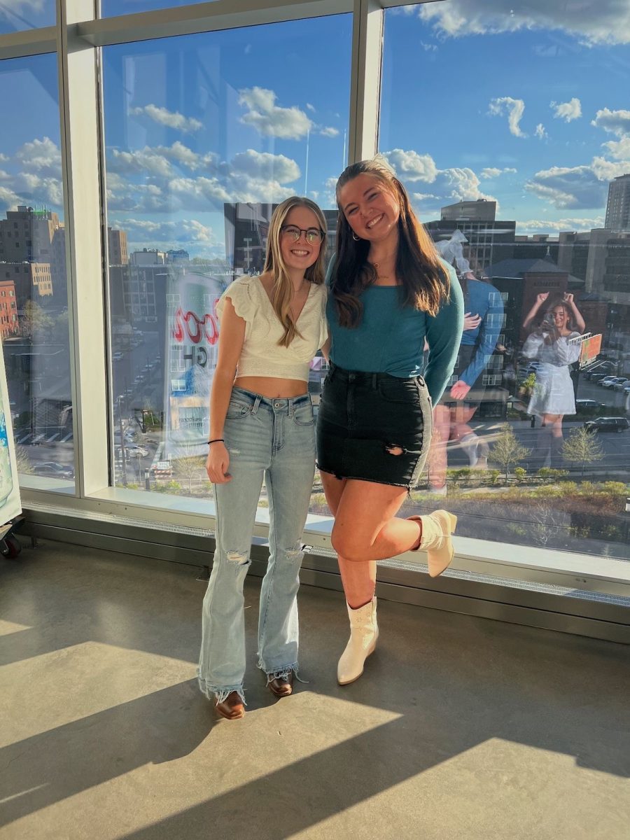 Seniors Maddee Anderson and Magdalen Johnson attend a Kenny Chesney concert on May 4.  
