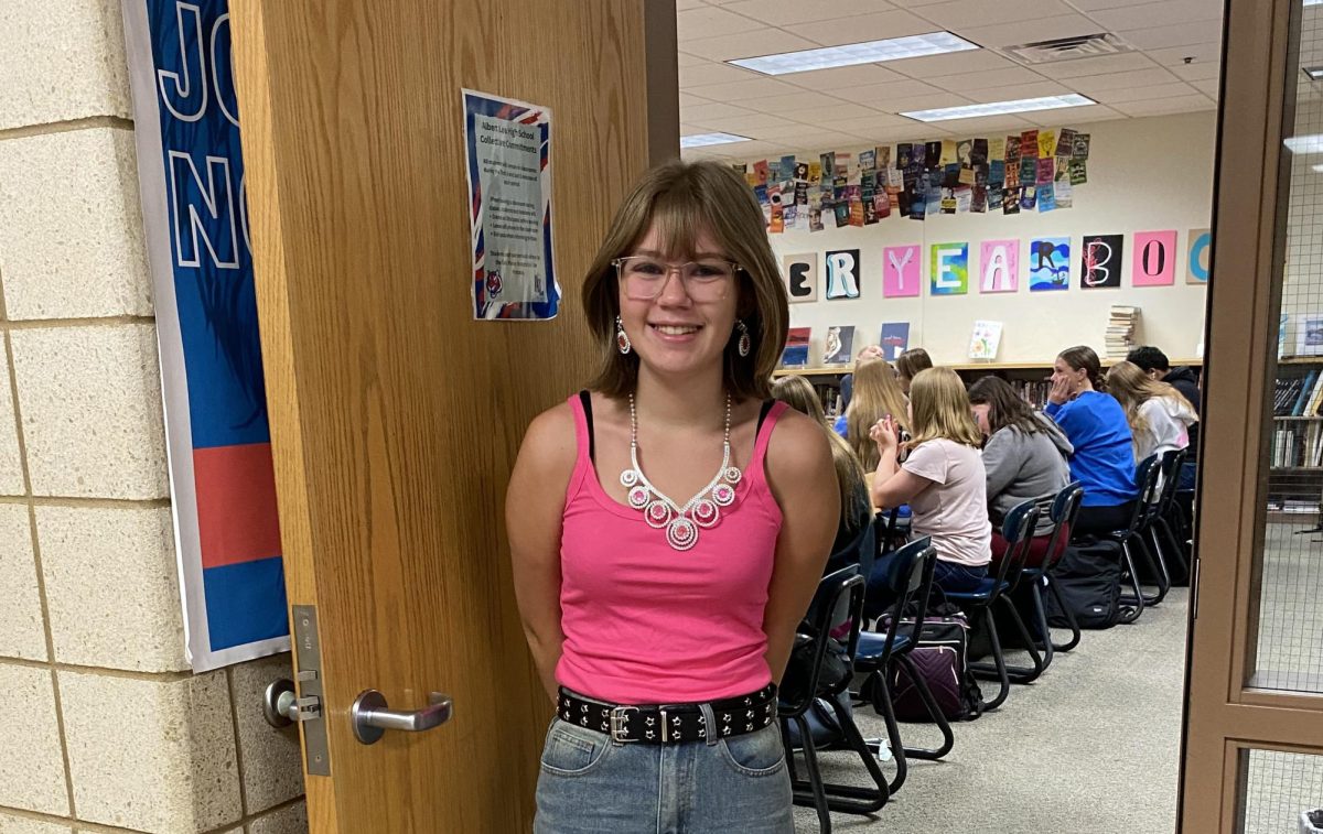 Izzy Mednansky (9) wearing pink for class color day on Sept. 23. The other class colros were white for 8th, blue for 10th, purple for 11th, and black for 12th.